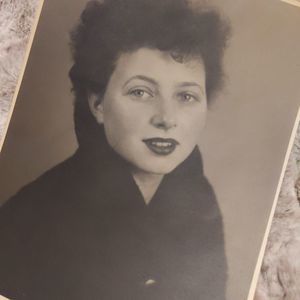 Meet your Posher, Nicole